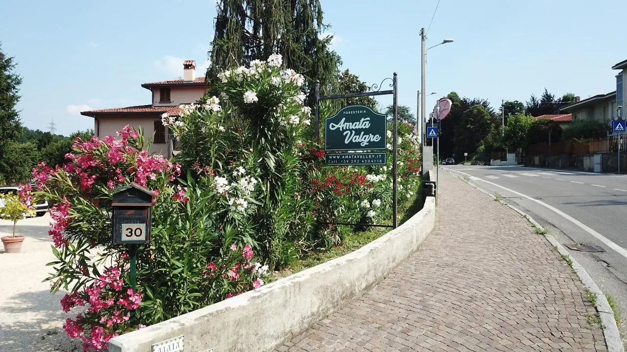 Amata Valgre Affittacamere, Comfort E Pulizia Eccezionali!! Olginate Vendégház
