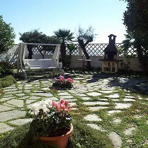 il-giardino-sul-mare-bb.hotelitalianriviera.com/